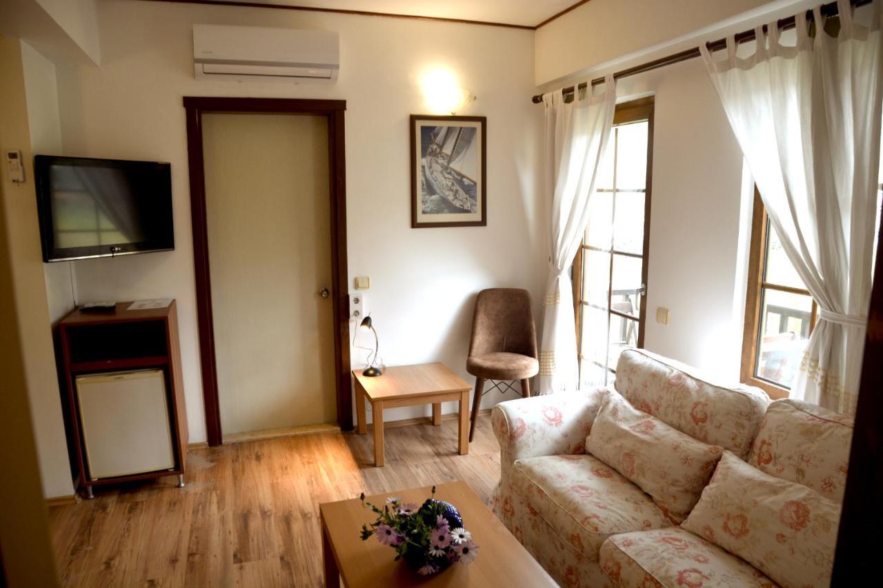 Efe Hotel Gocek Göcek Exterior foto